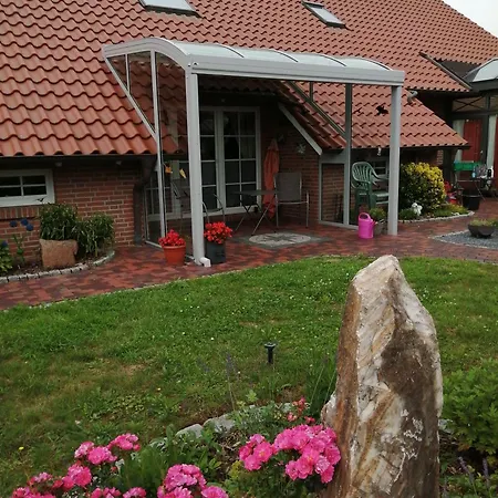 Haus Schiffer - Finja * Rhauderfehn